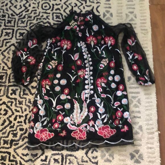 Belle Badgley Mischka Shauna SZ 2 Cold-Shoulder Embroidery Dress NWT - Picture 3 of 10